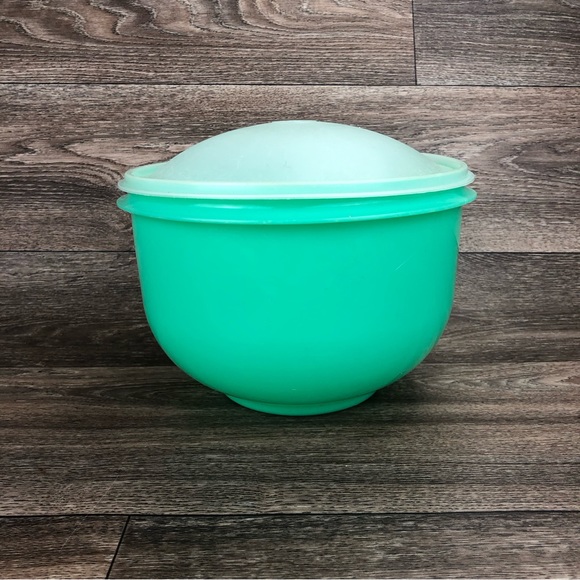 Tupperware Kitchen Tupperware Vintage Green Crisperit Lettuce